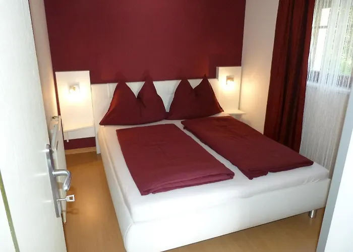 Bluemel Inkl. Freier Strandbadeintritt * וולדן אם וורתרסי